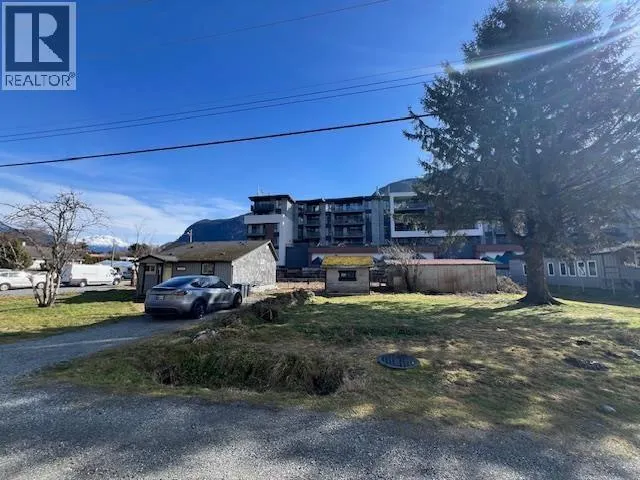 1358 1362 1366 MAIN STREET