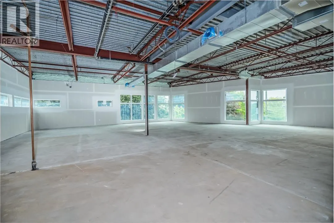 3455 VICTORIA DRIVE