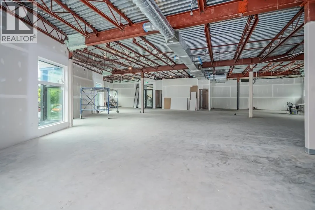 3455 VICTORIA DRIVE