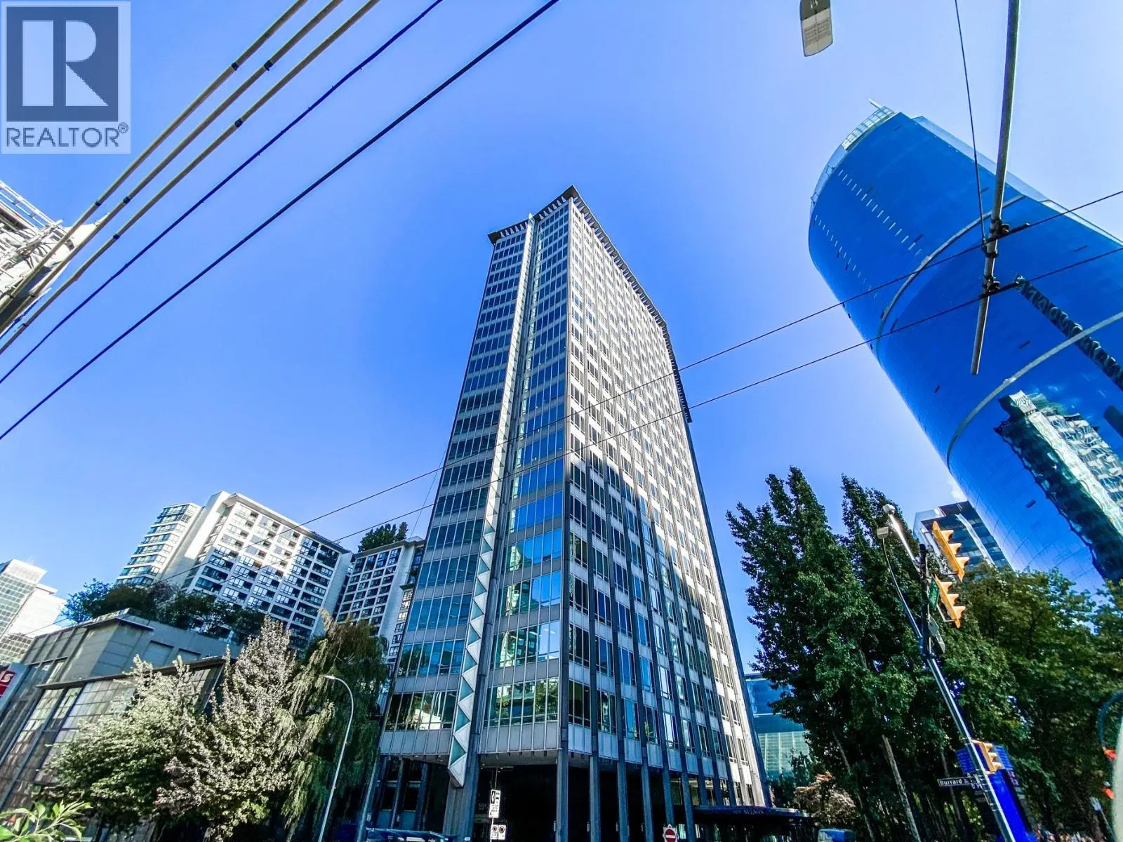 253 970 BURRARD STREET