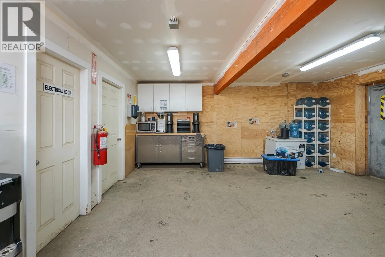 5052 HARTWAY DRIVE