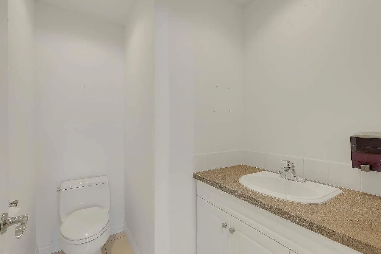 206 12877 76 AVENUE