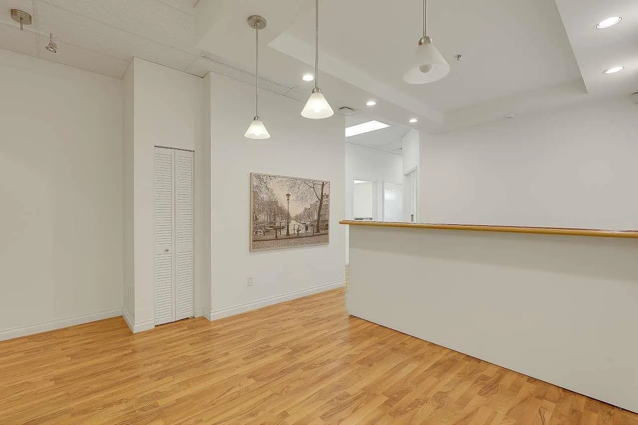 206 12877 76 AVENUE