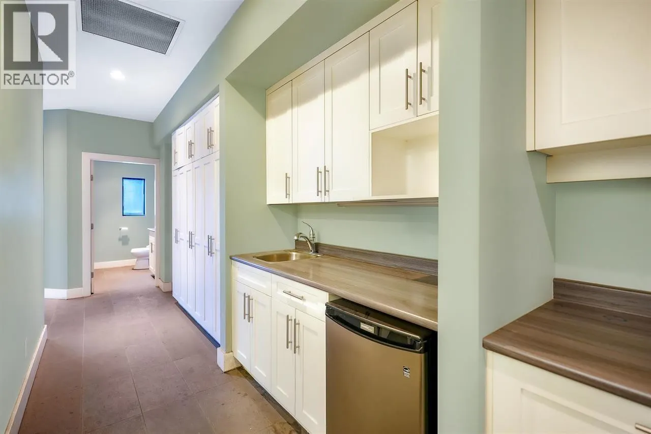 131 1305 WELCH STREET