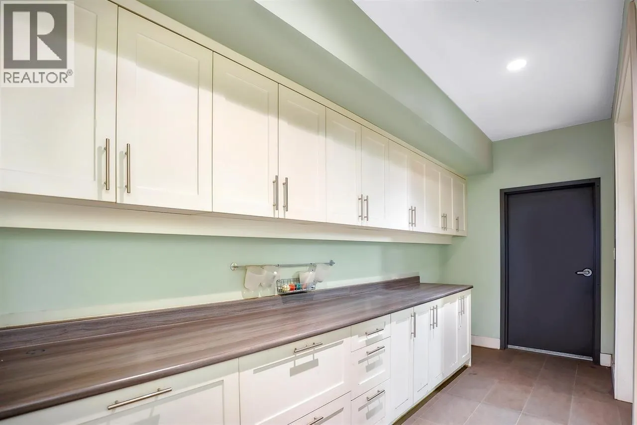 131 1305 WELCH STREET