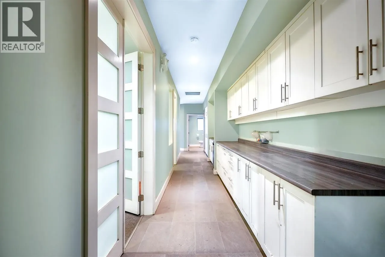 131 1305 WELCH STREET