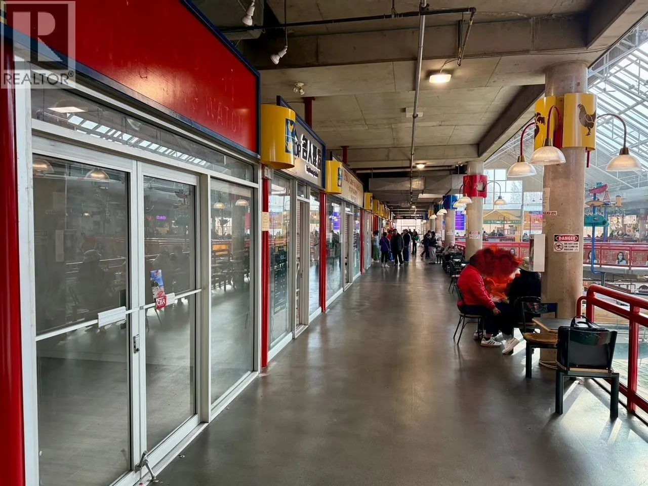 2190 8260 WESTMINSTER HIGHWAY