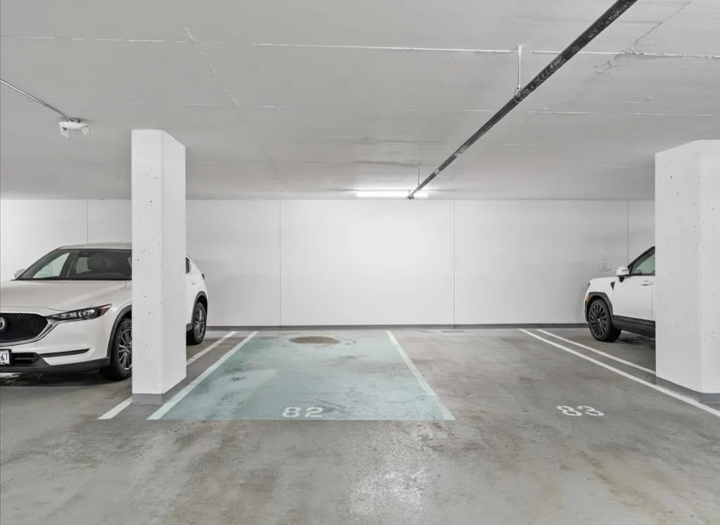 A225 20020 84 AVENUE