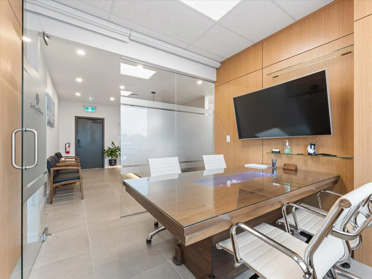 A225 20020 84 AVENUE