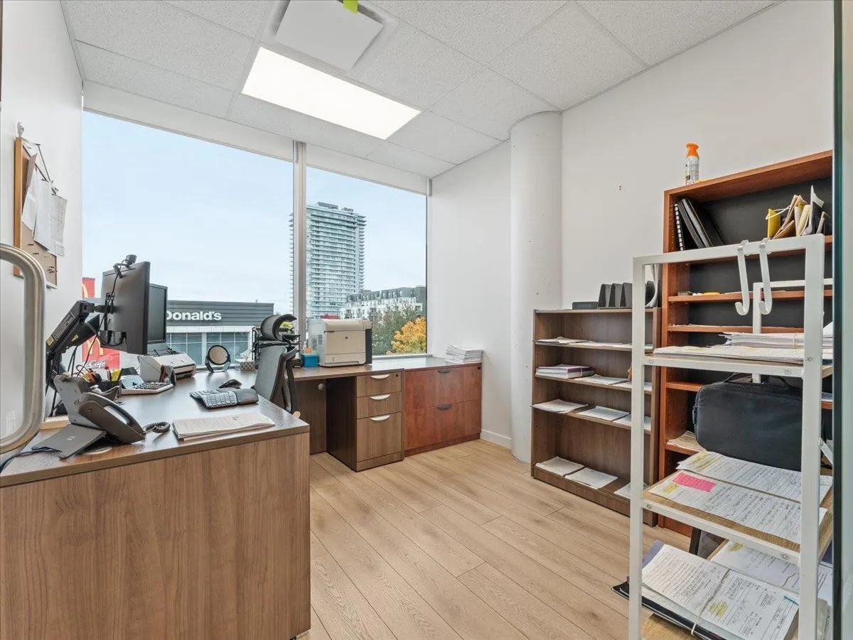 A225 20020 84 AVENUE