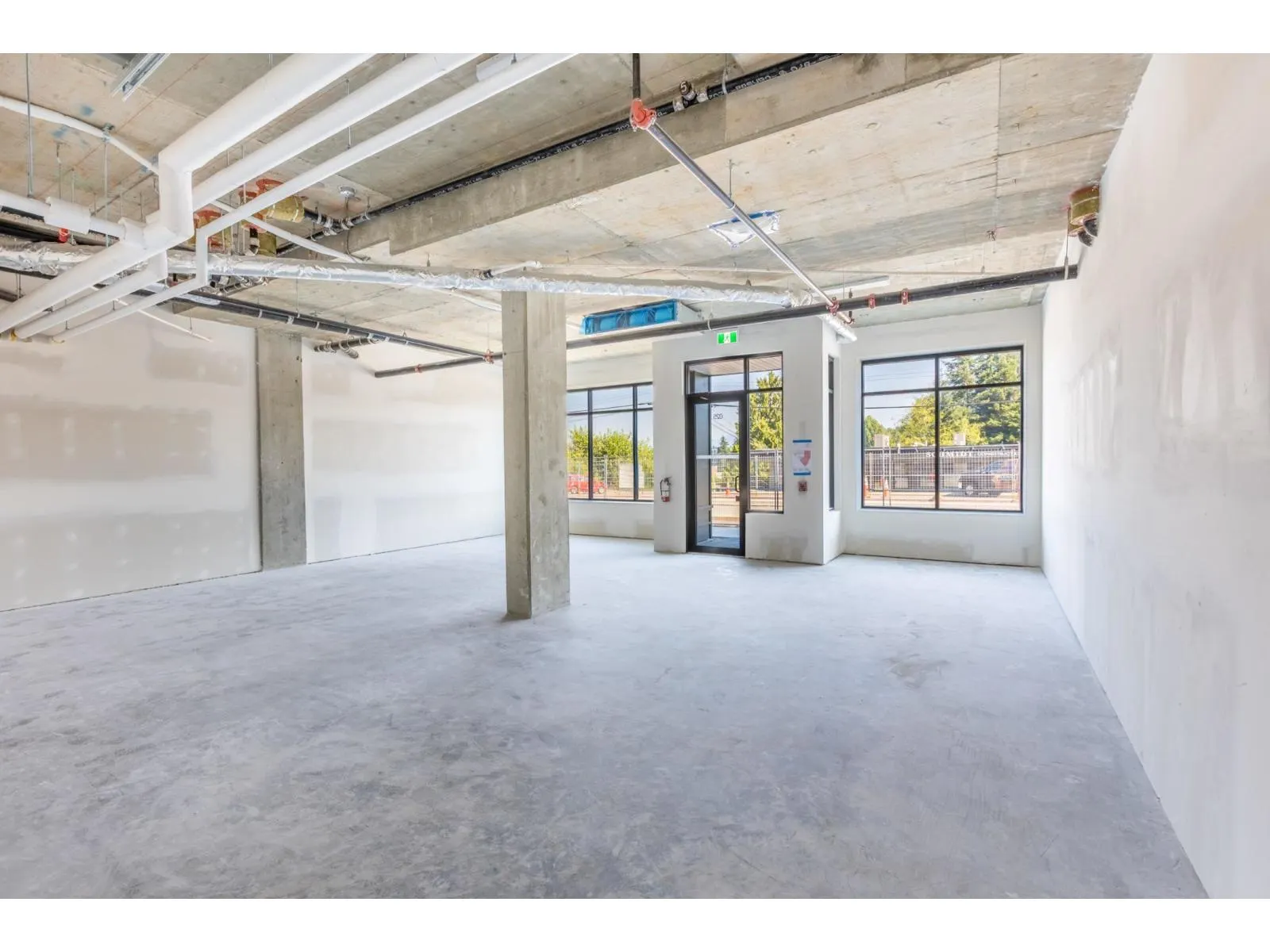 025 33816 SOUTH FRASER WAY