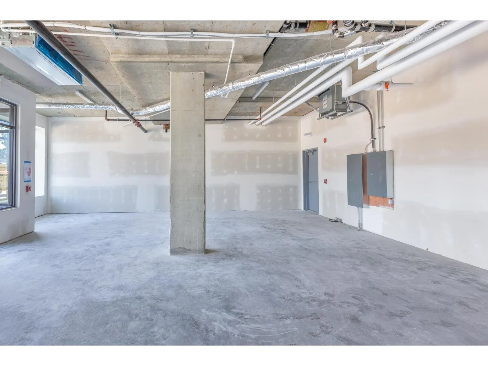 025 33816 SOUTH FRASER WAY