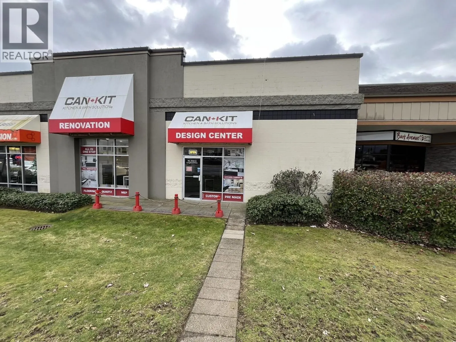 6 20214 LOUGHEED HIGHWAY