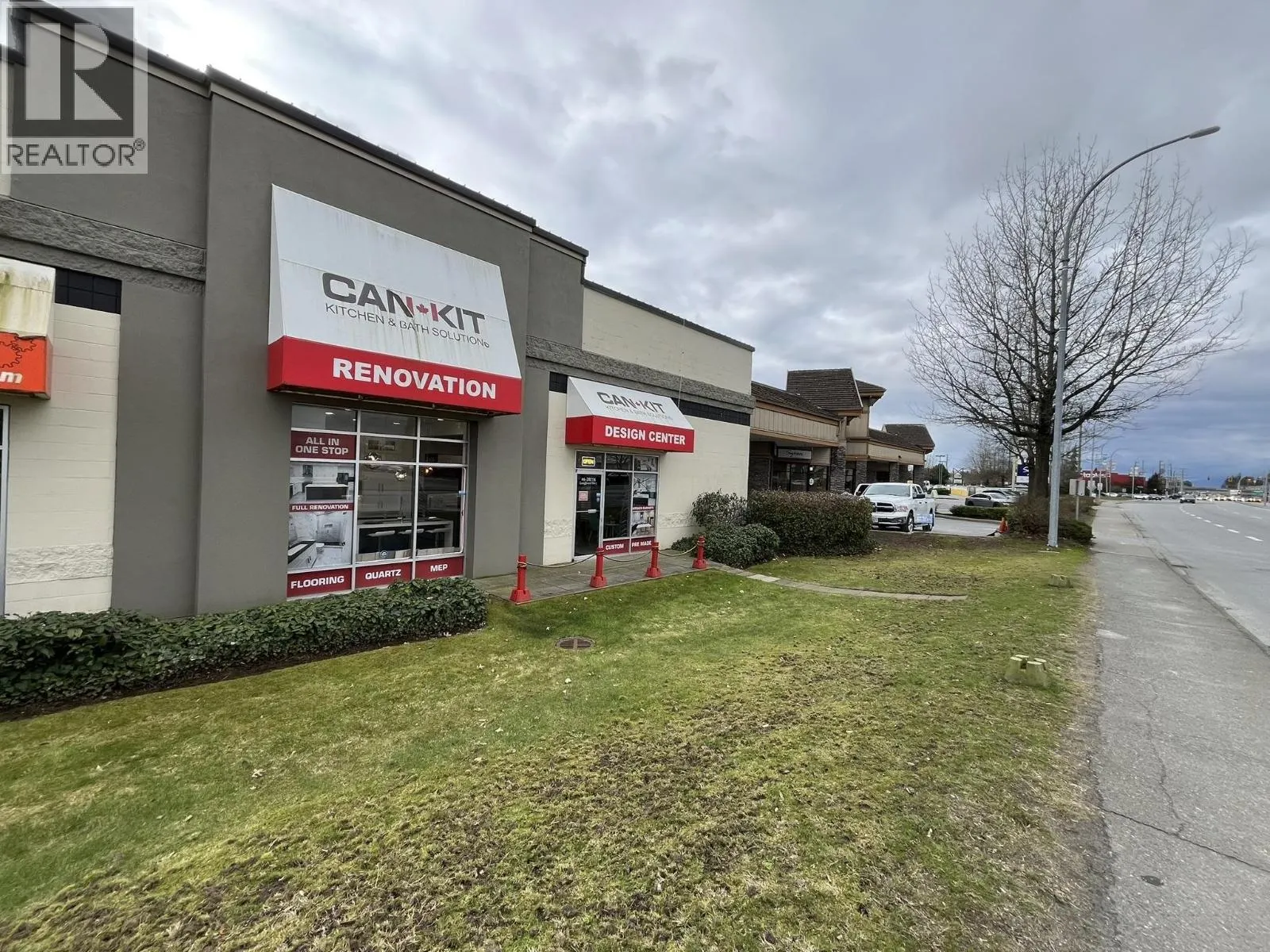 6 20214 LOUGHEED HIGHWAY