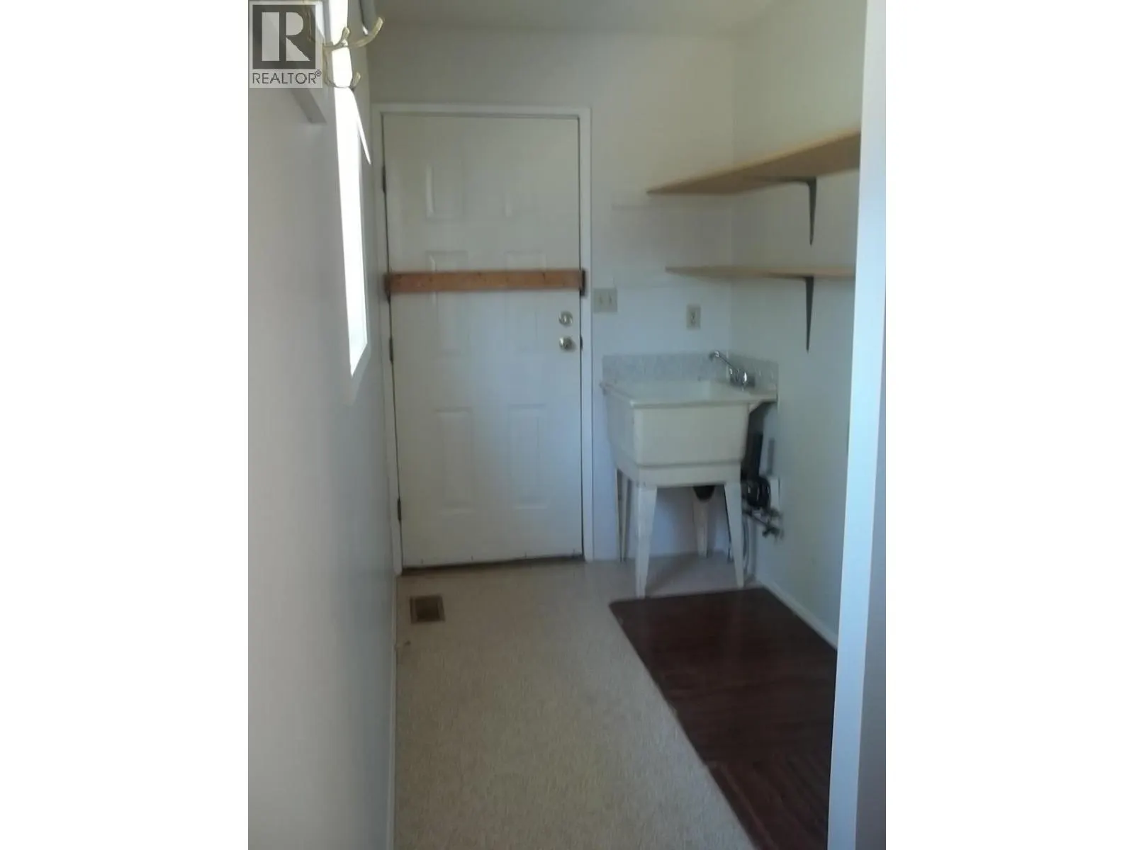 1472 ARBUTUS ROAD