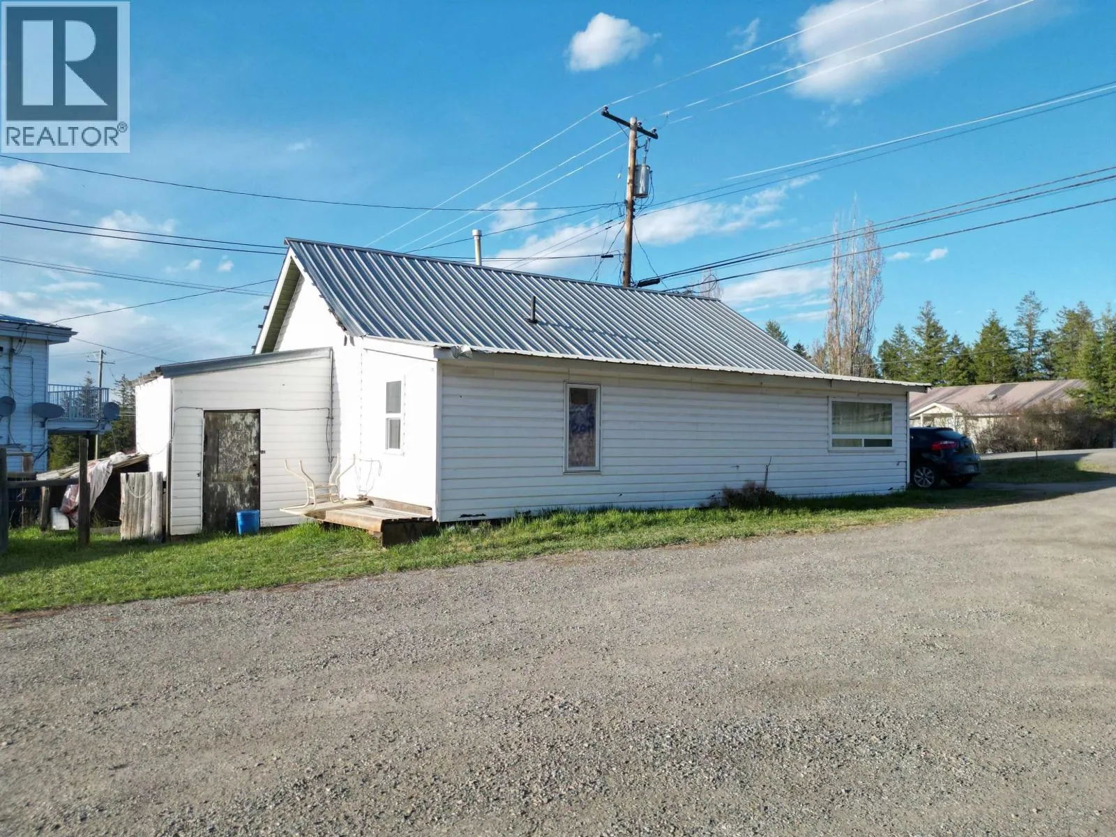 923 DOG CREEK ROAD