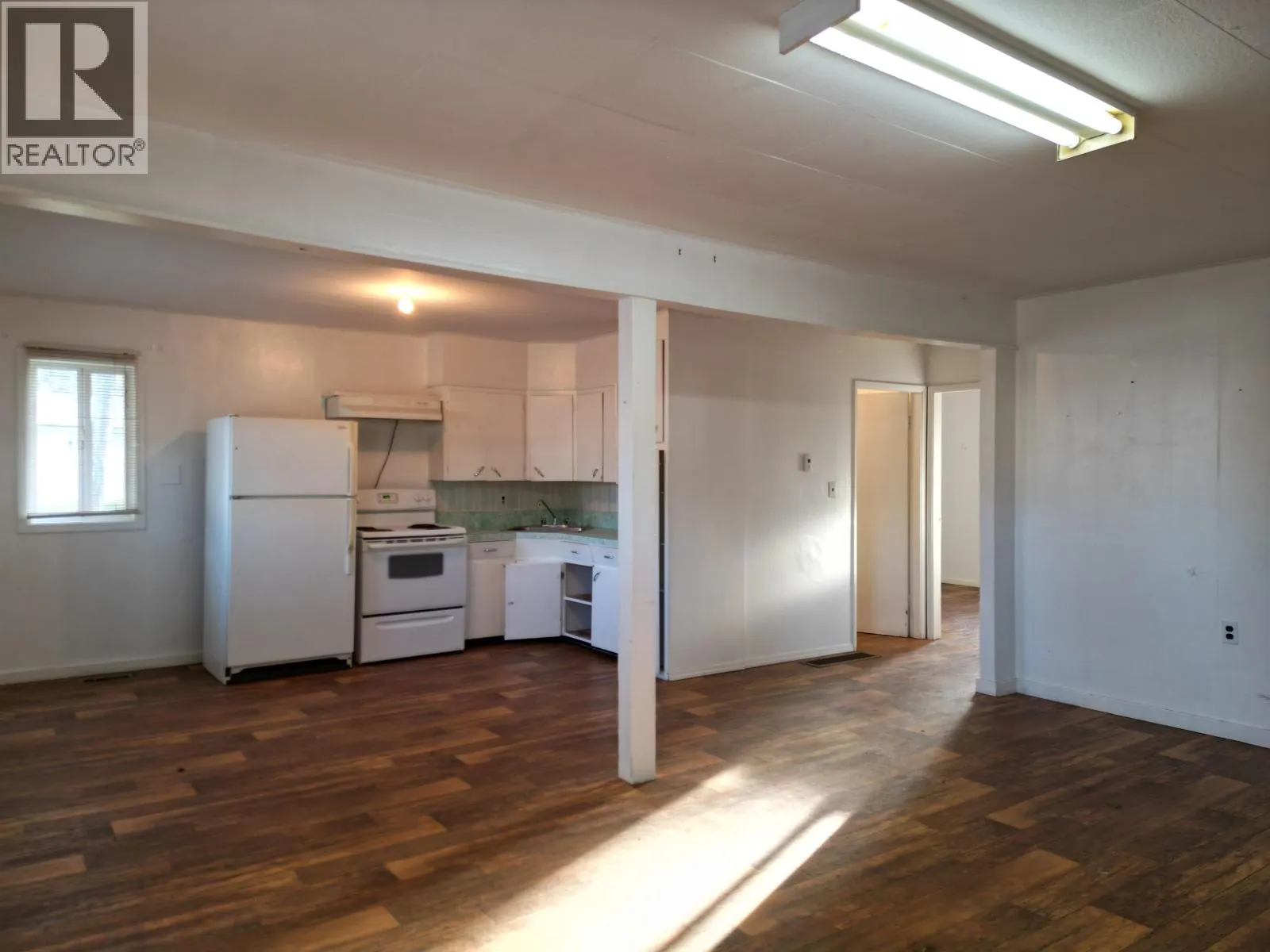 923 DOG CREEK ROAD