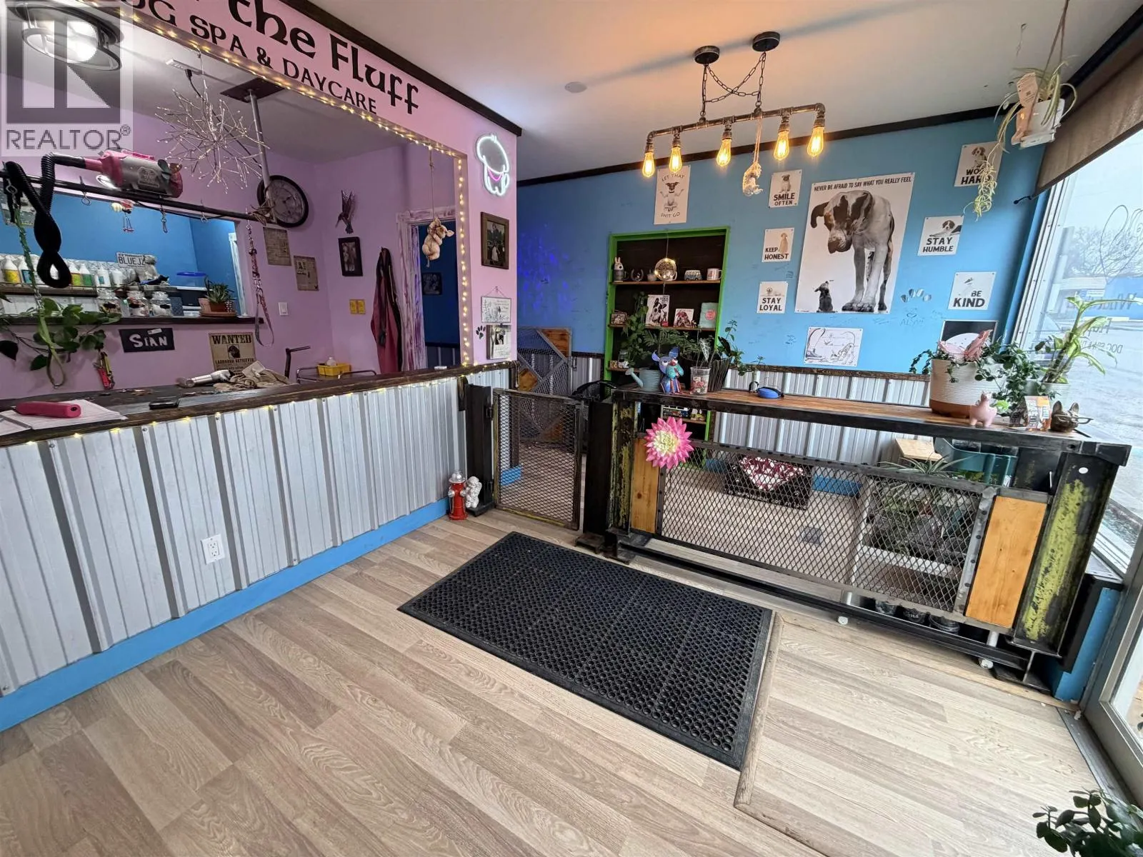 147 N FIRST AVENUE