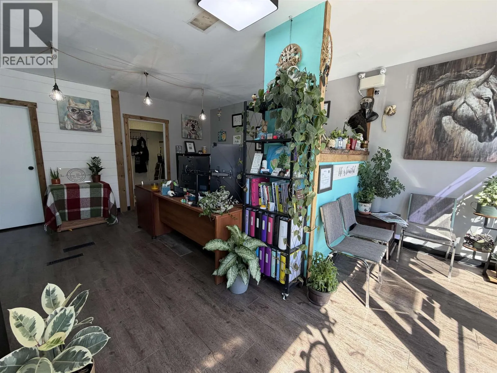 147 N FIRST AVENUE