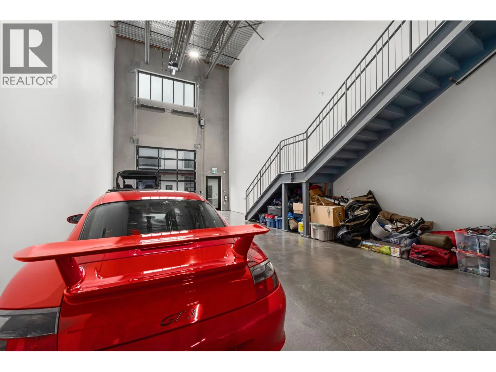 4 7342 INDUSTRIAL WAY