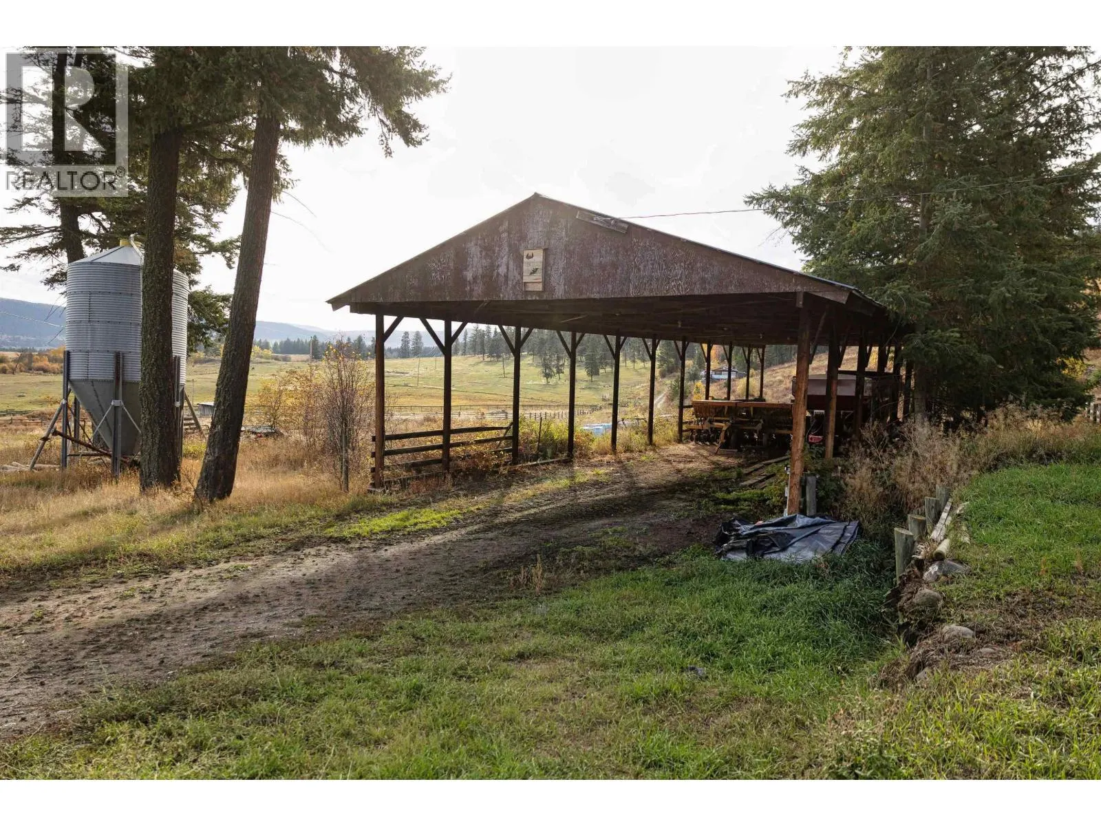 335 SALMON ROAD