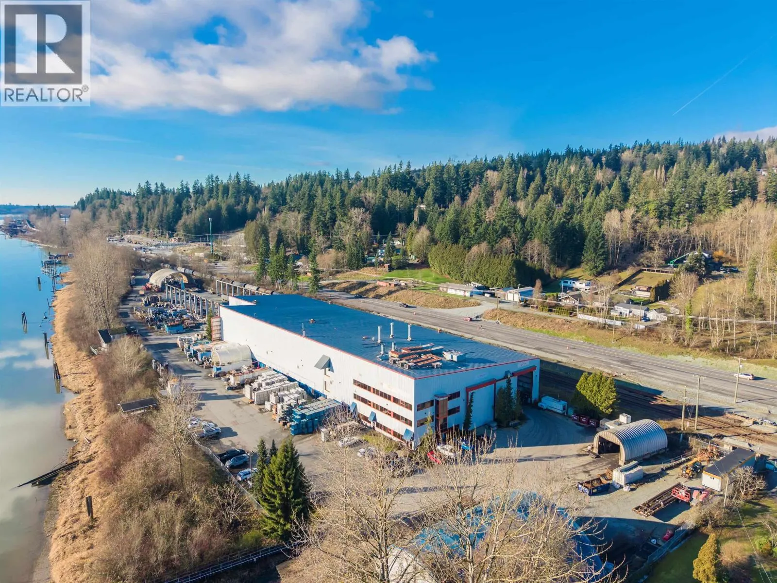 27222 LOUGHEED HIGHWAY