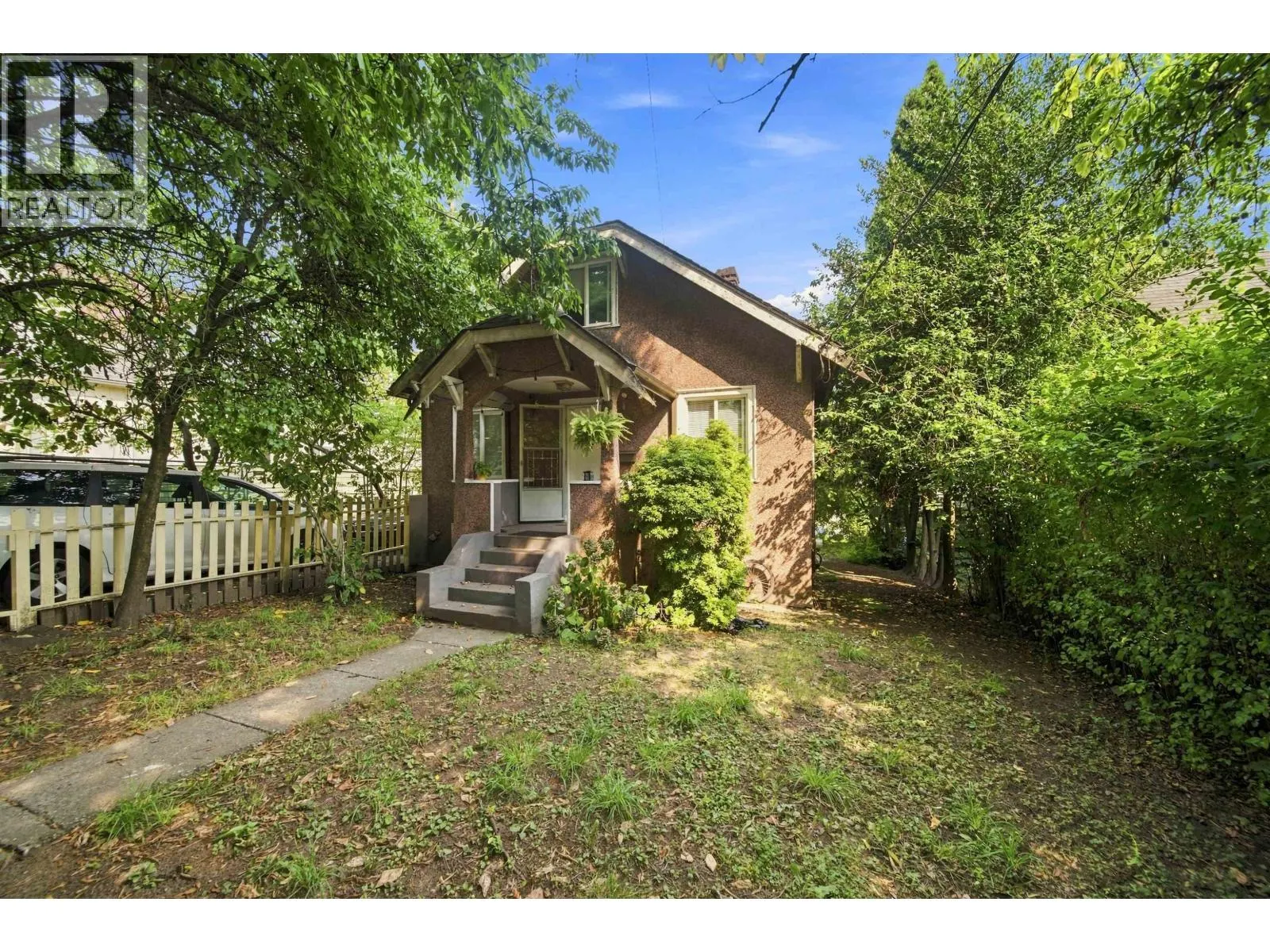 452 ROUSSEAU STREET