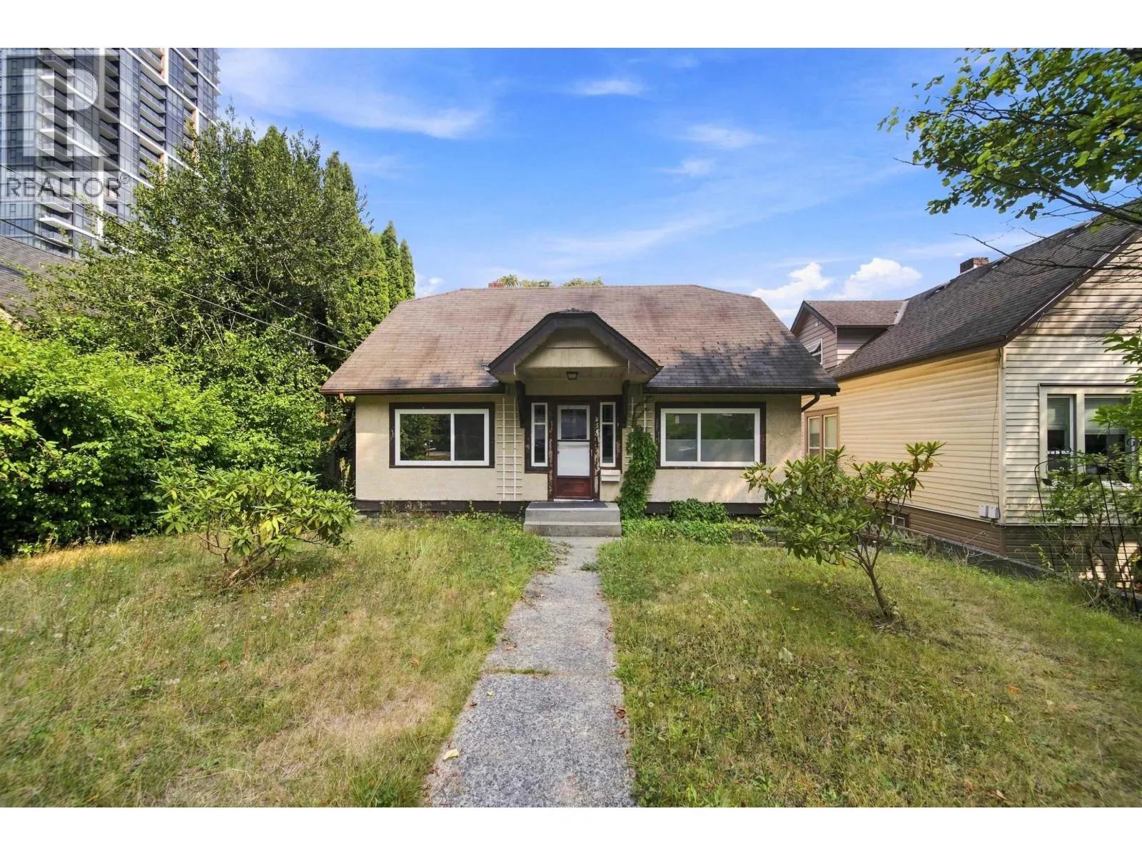 452 ROUSSEAU STREET