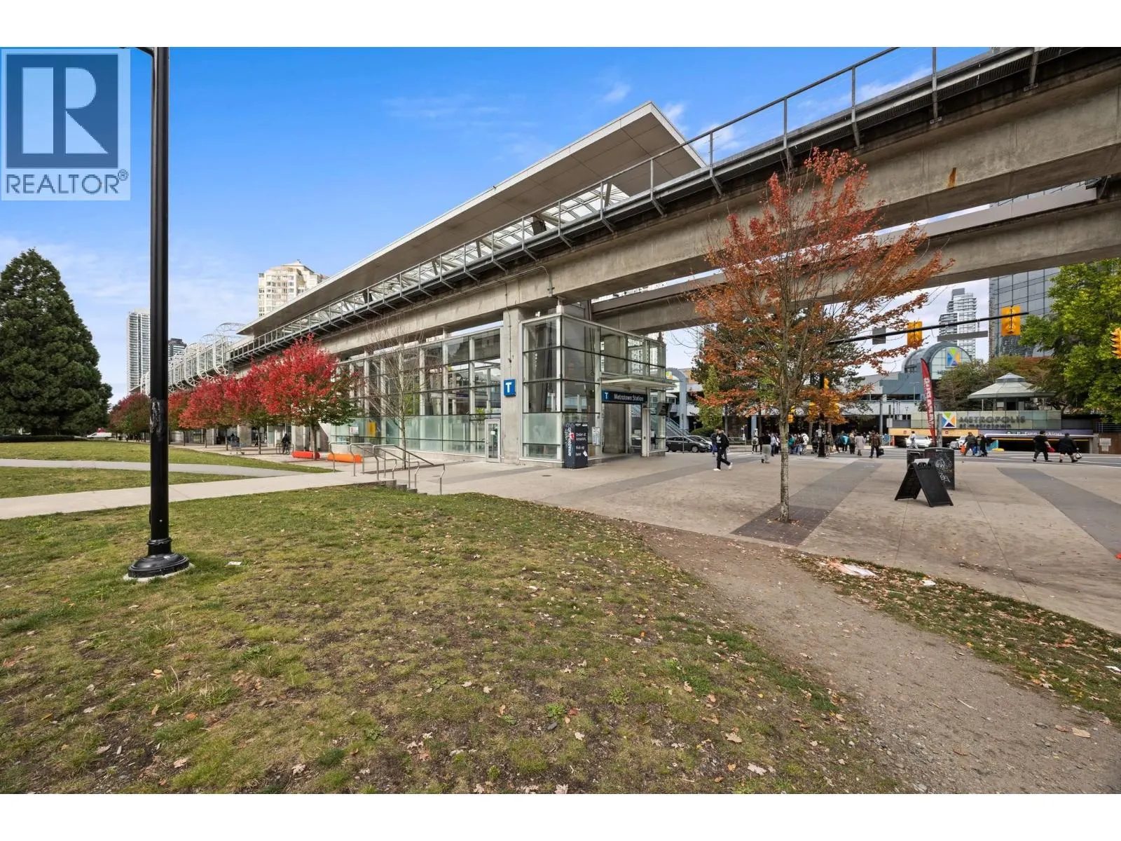 205 4885 KINGSWAY