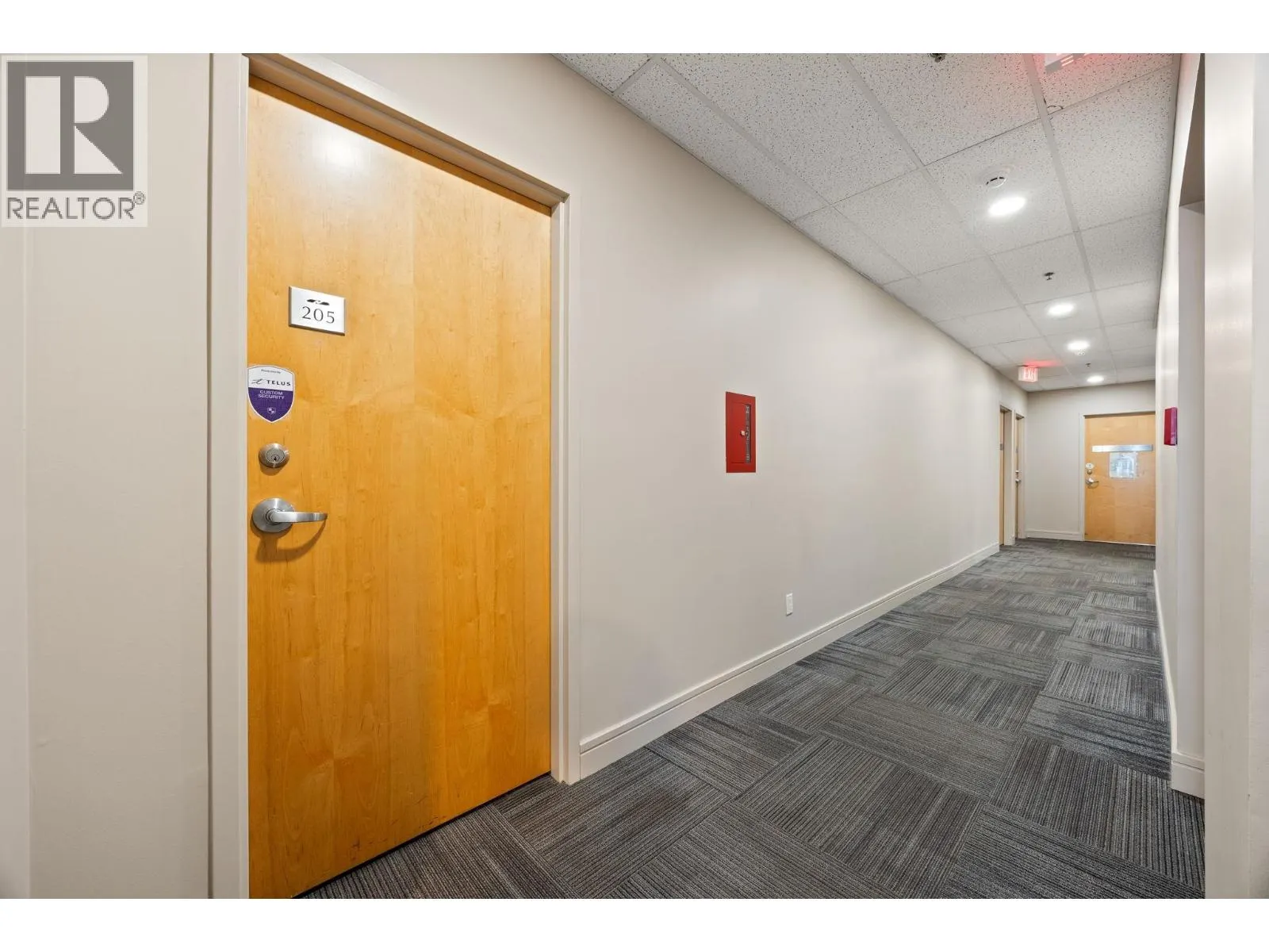 205 4885 KINGSWAY