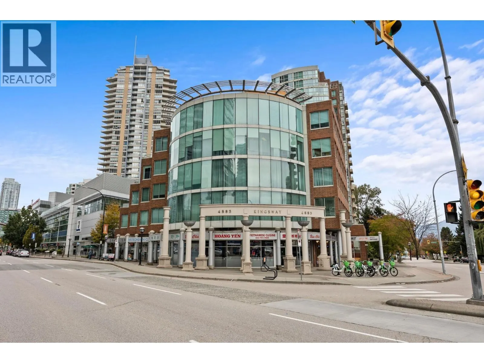205 4885 KINGSWAY