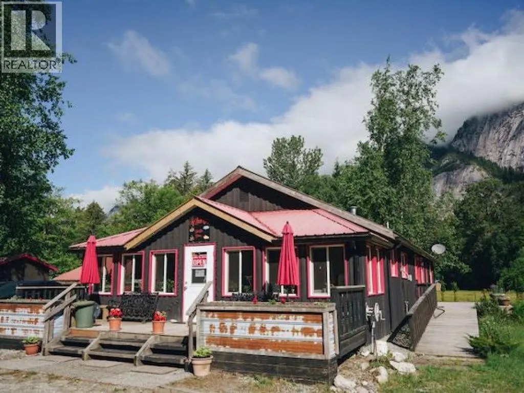 1680 MACKENZIE 20 HIGHWAY