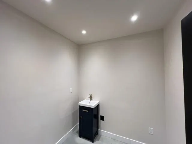 C310 20178 96 AVENUE