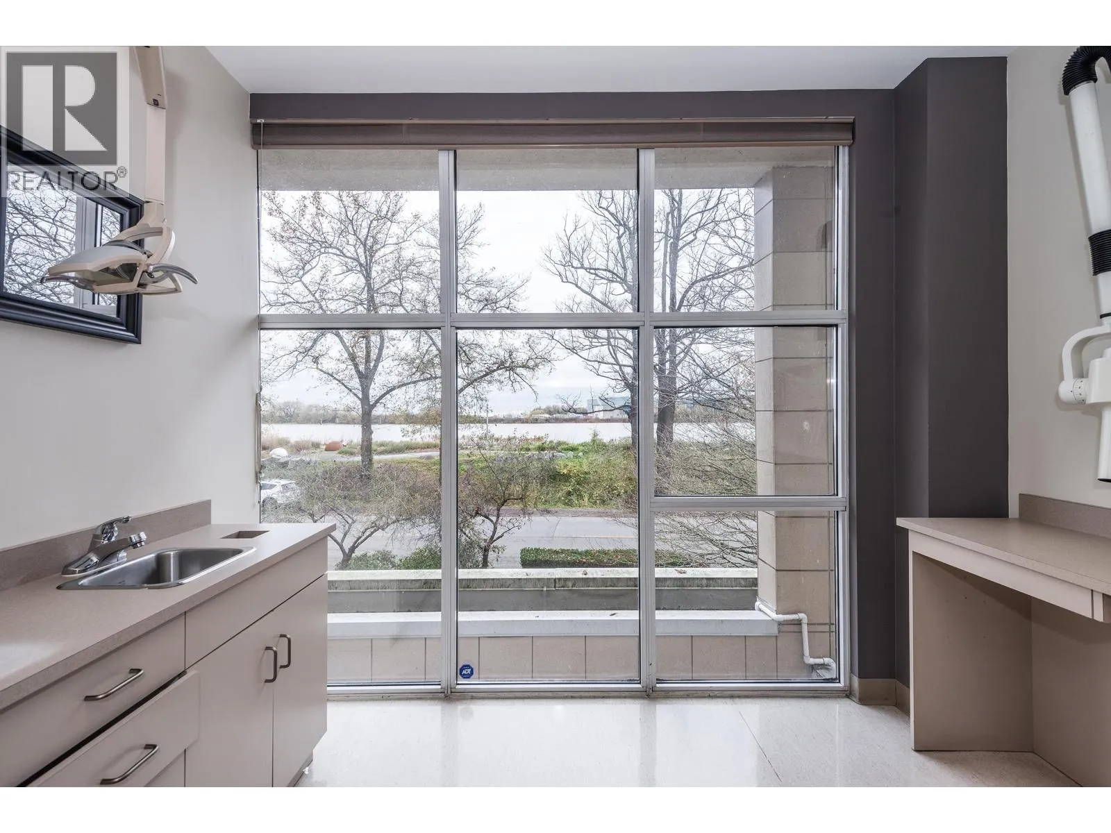 280 7580 RIVER ROAD