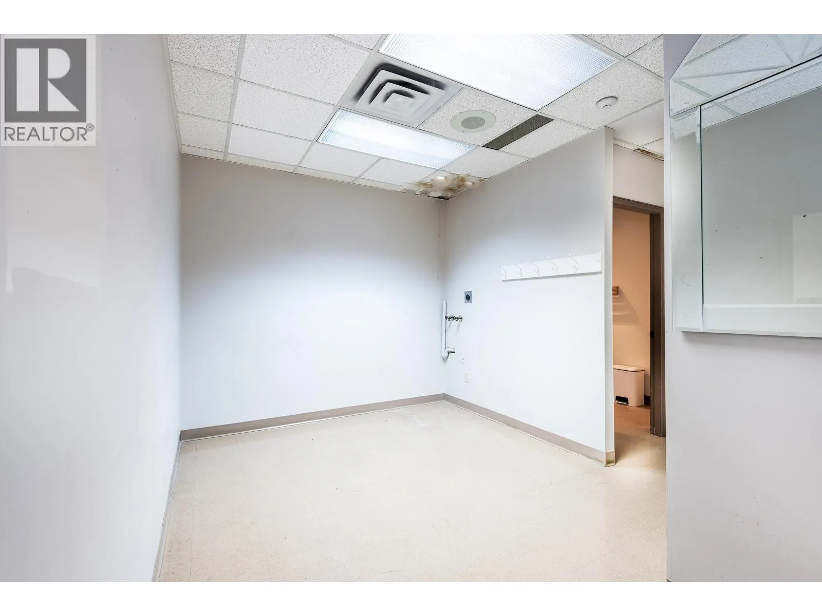 280 7580 RIVER ROAD