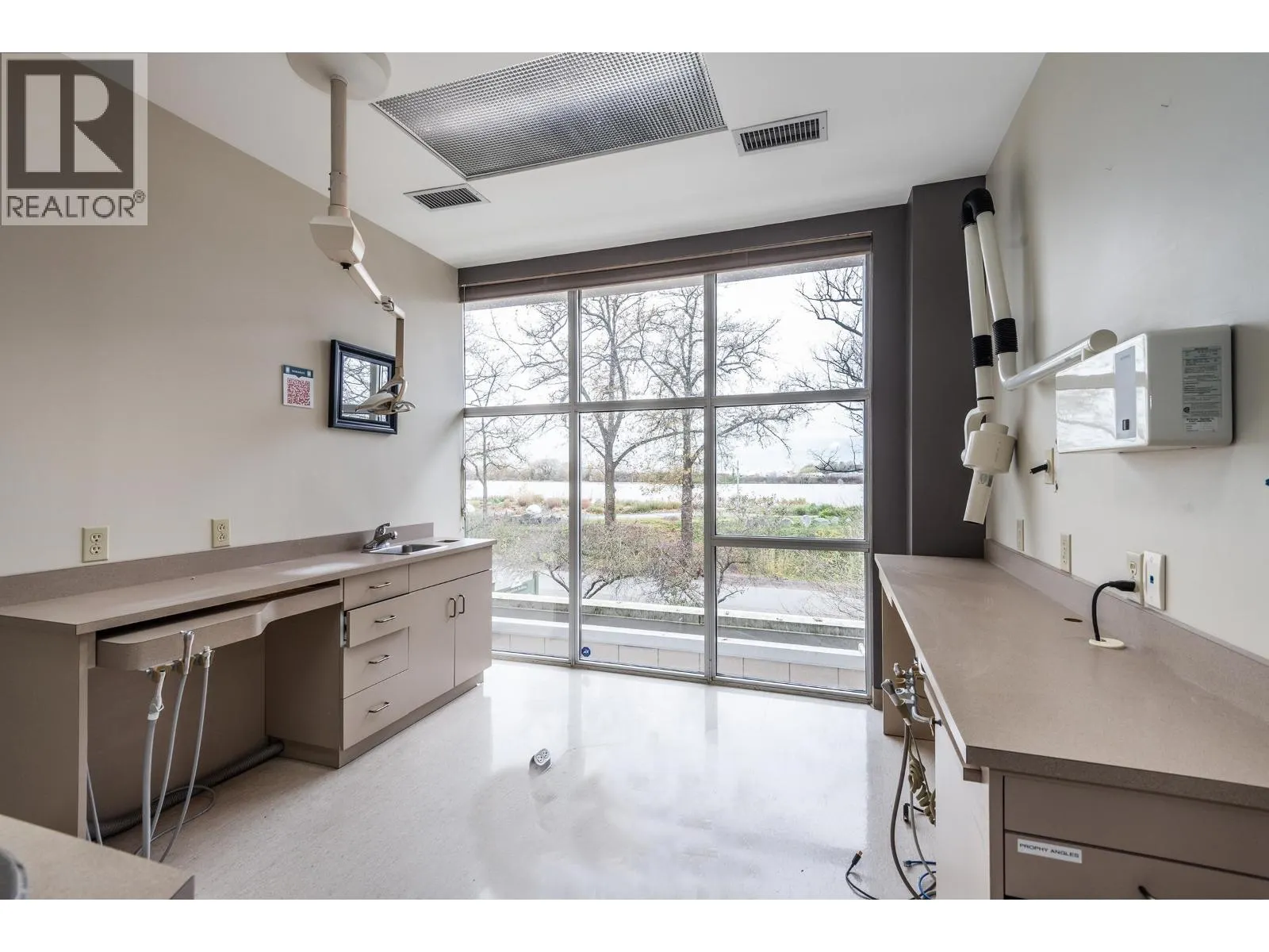 280 7580 RIVER ROAD
