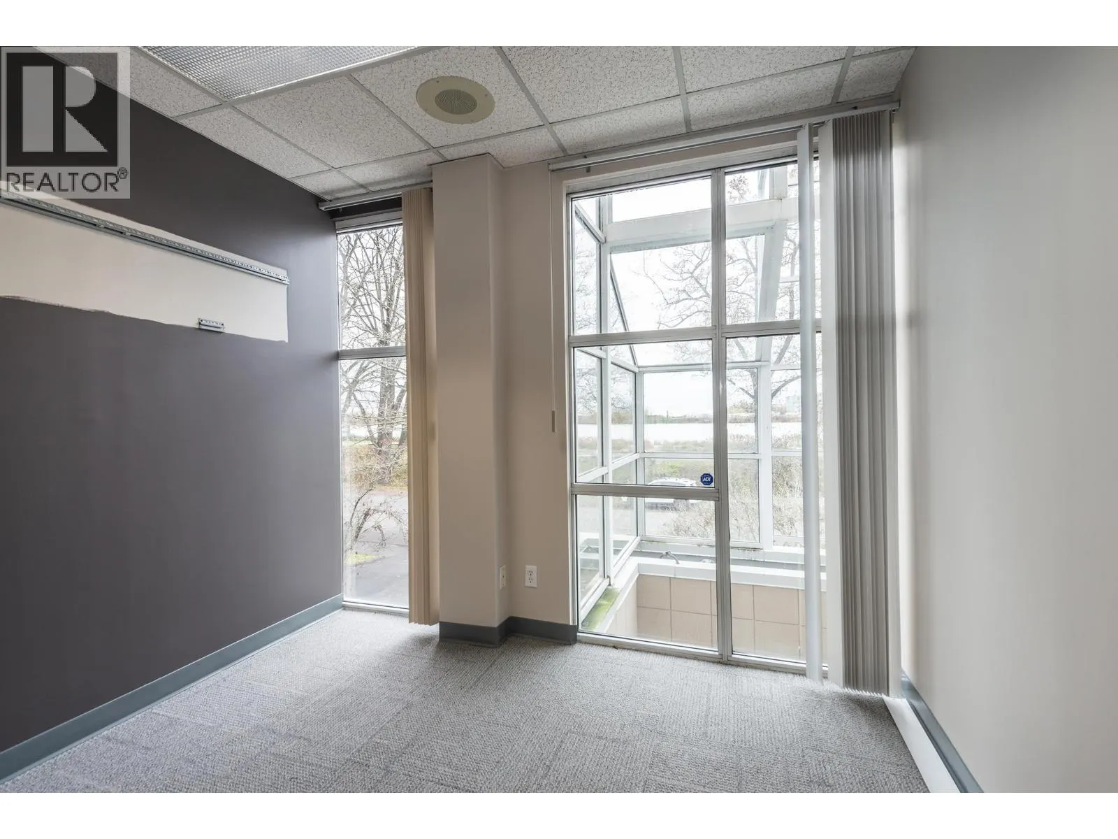 280 7580 RIVER ROAD