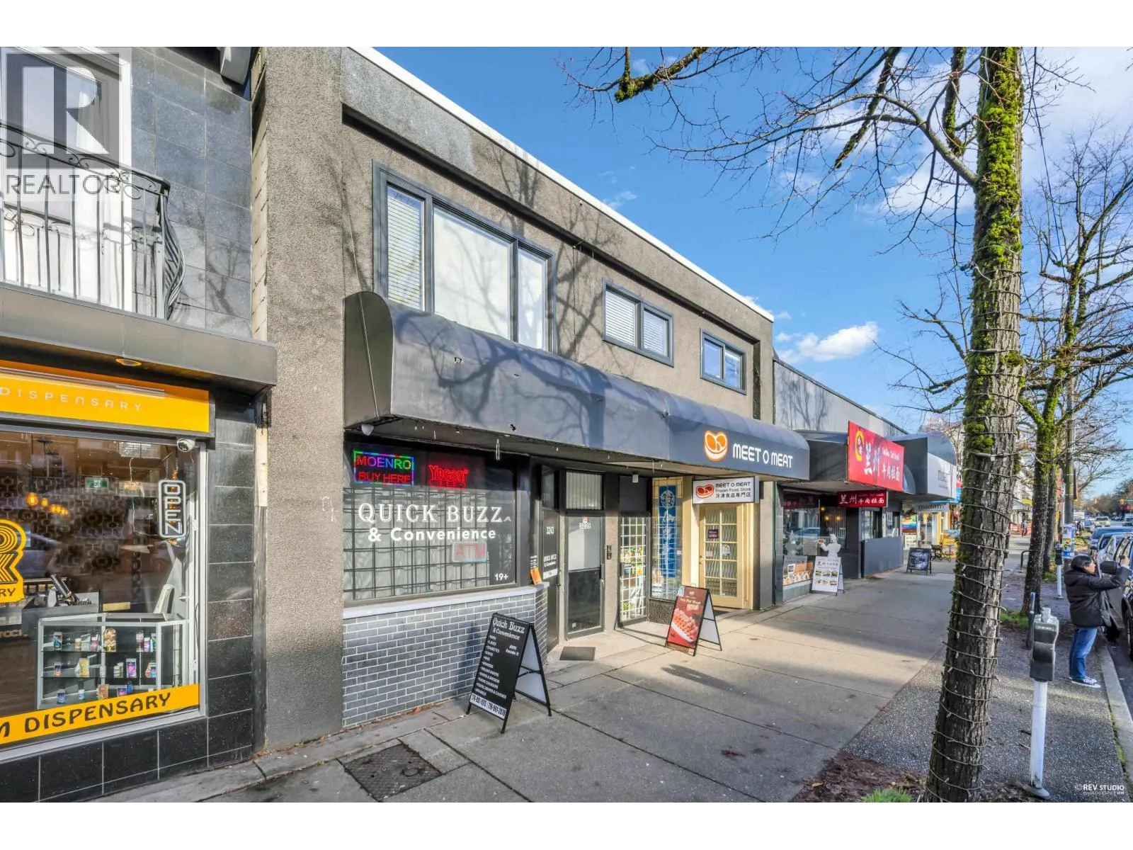 3243 W BROADWAY