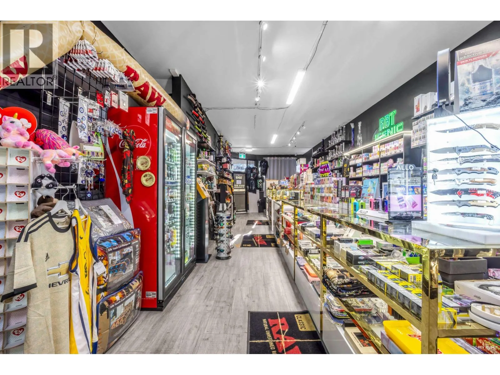 3243 W BROADWAY