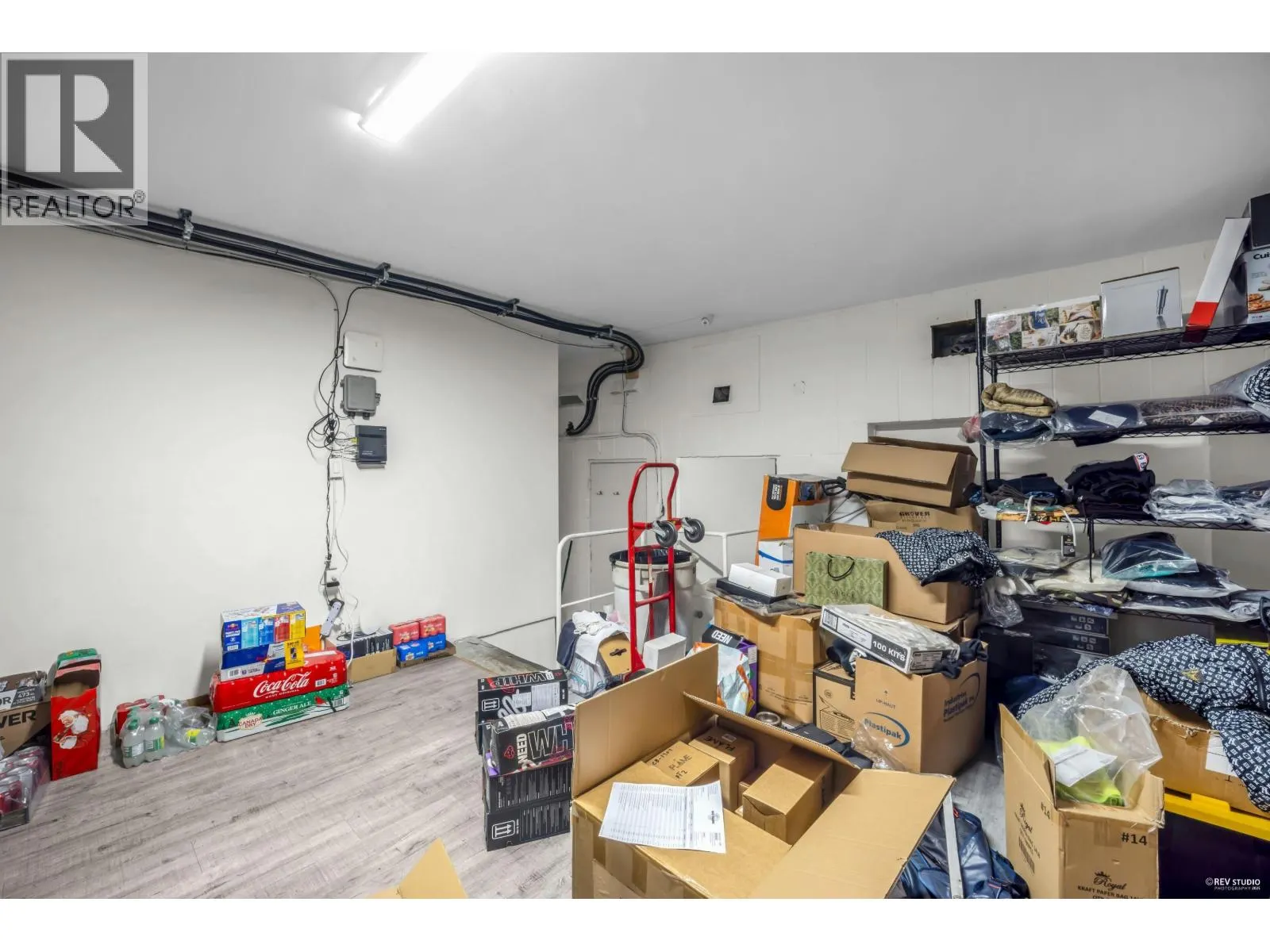 3243 W BROADWAY