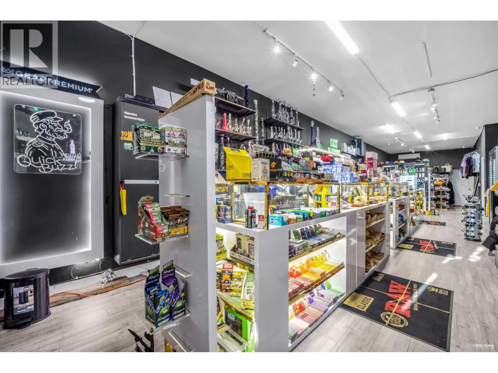 3243 W BROADWAY
