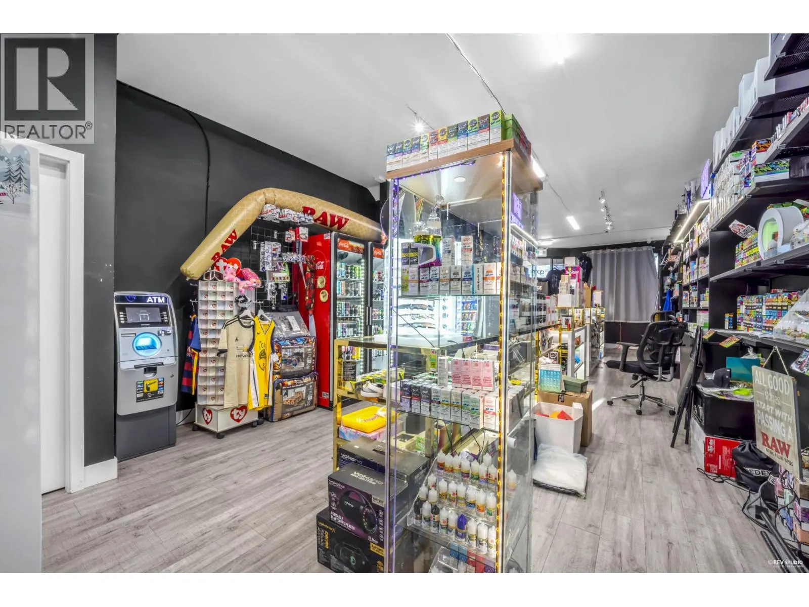 3243 W BROADWAY