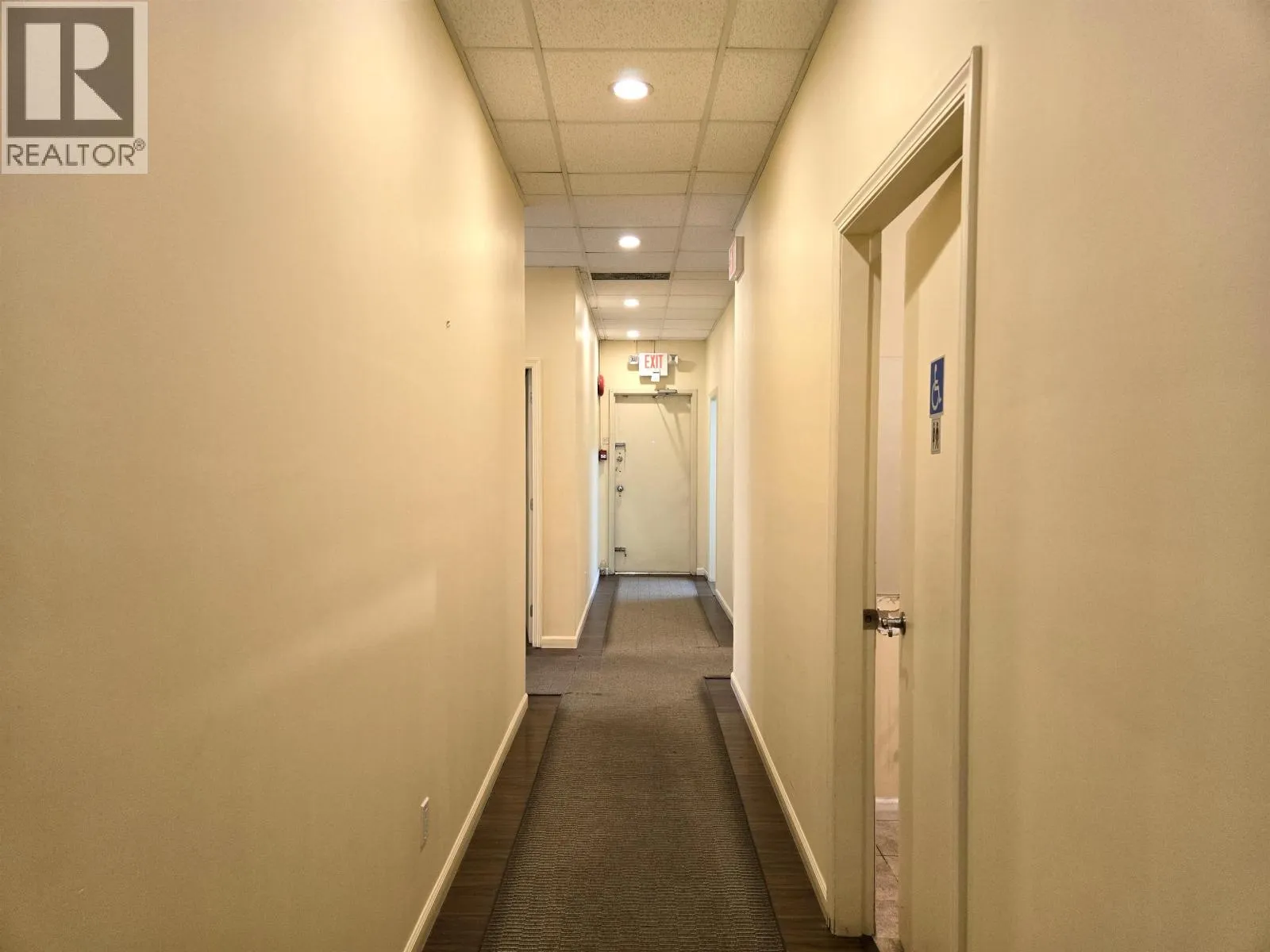 170 8351 ALEXANDRA ROAD