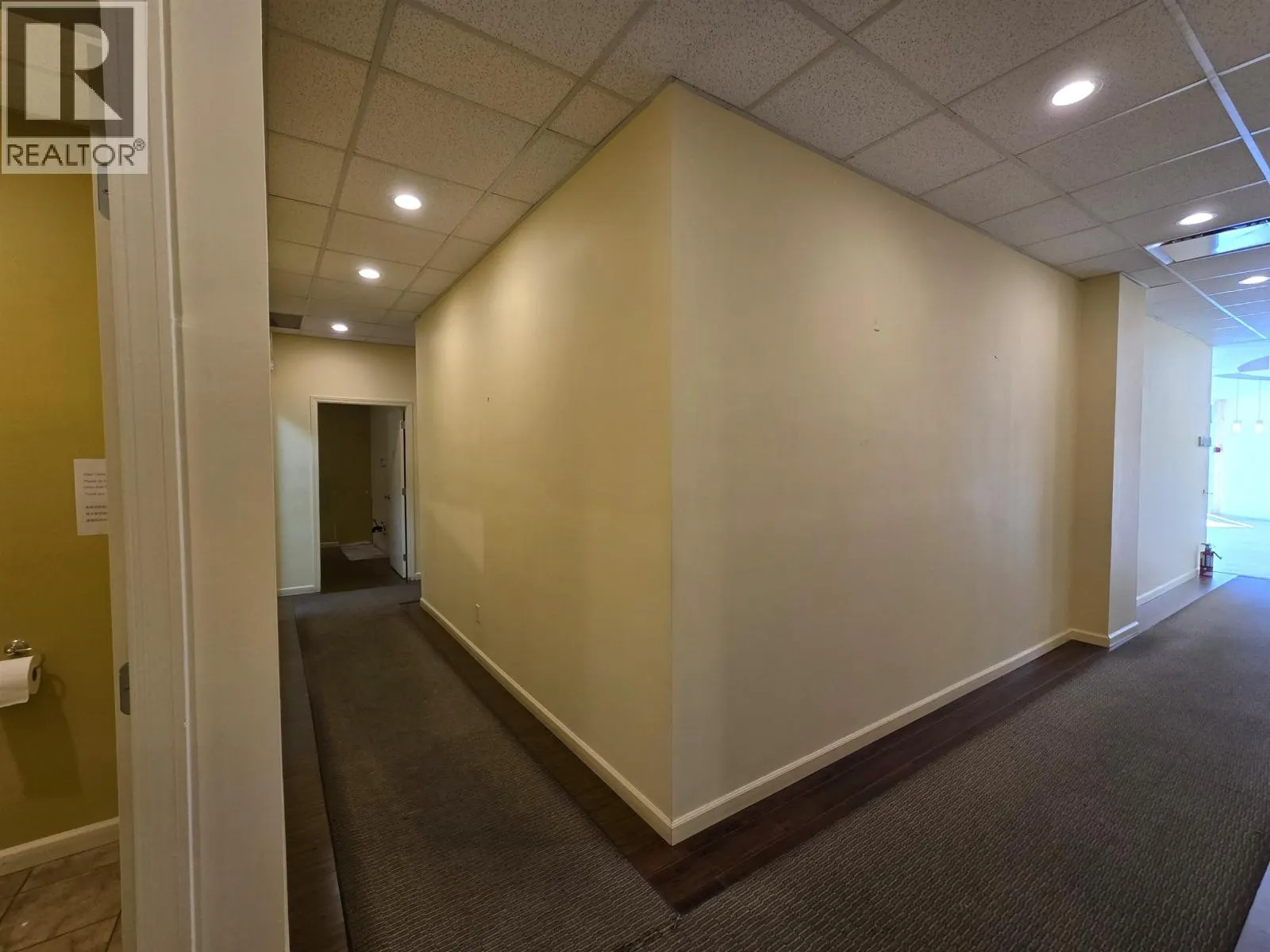 170 8351 ALEXANDRA ROAD