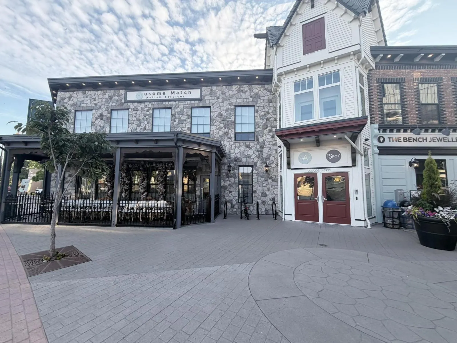 201 45925 THUNDERBIRD LANE|Chilliwack Downtown