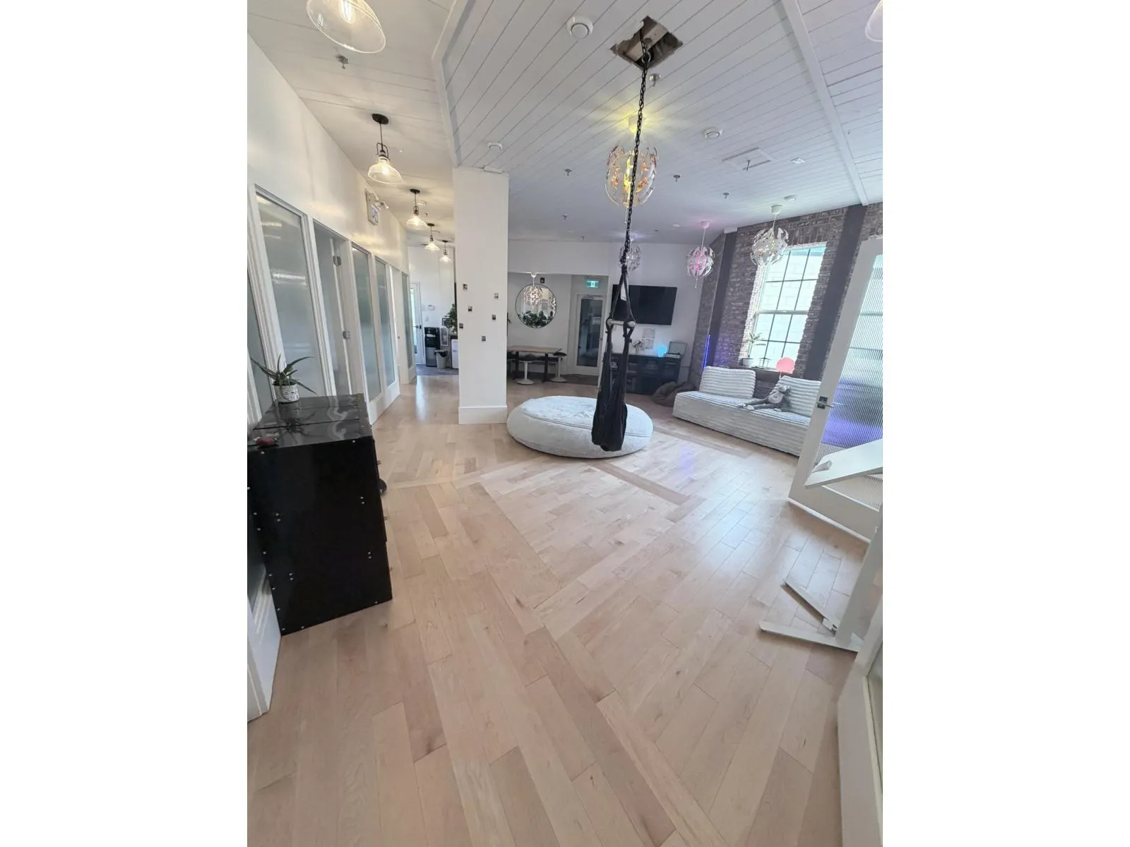 201 45925 THUNDERBIRD LANE|Chilliwack Downtown
