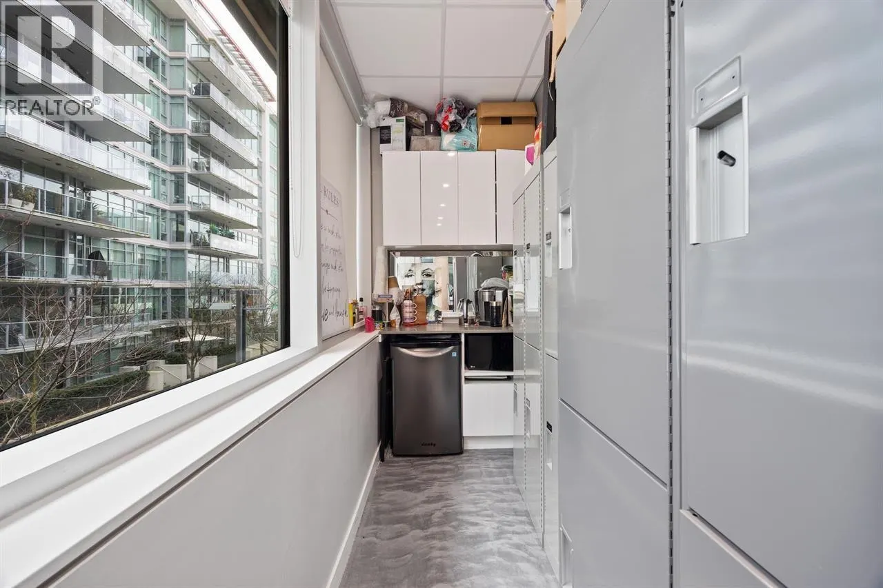 228 125 VICTORY SHIP WAY