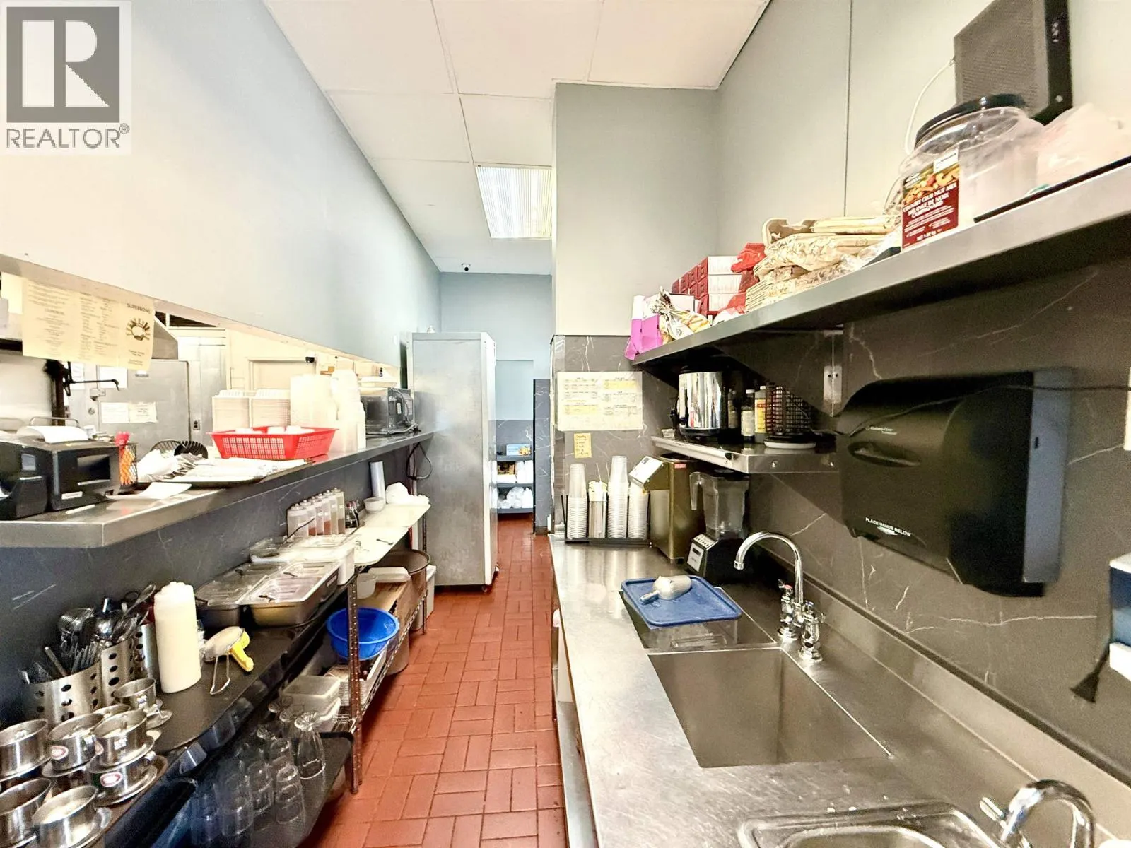 5505 KINGSWAY