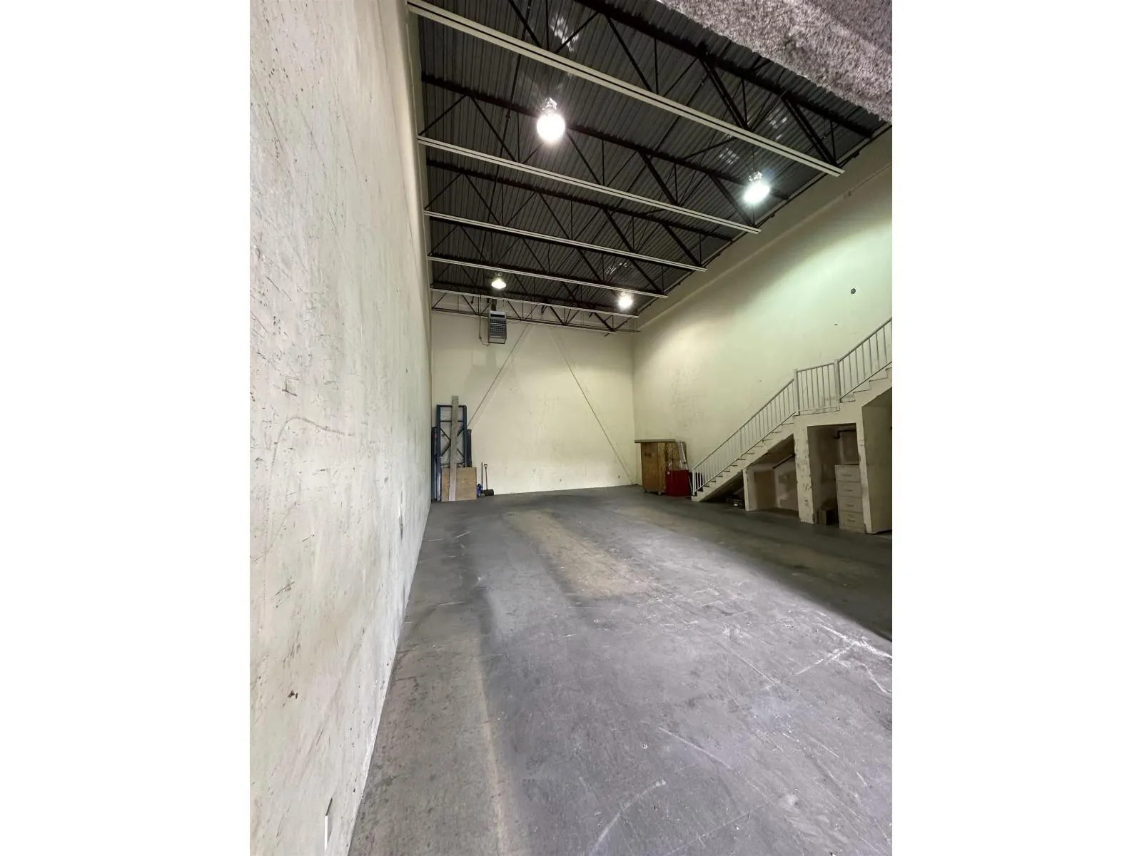 8 13025 84 AVENUE