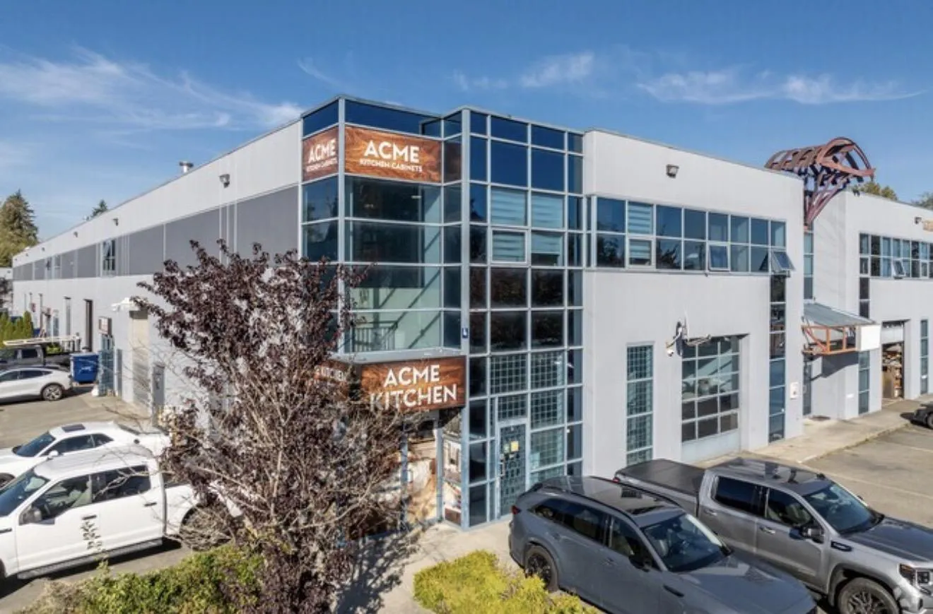 8 13025 84 AVENUE